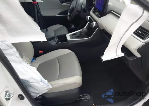 2023 Toyota Rav4 Xle Premium from USA, damaged, VIN 2T3A1RFV1PW363342